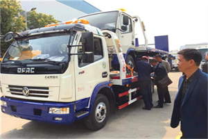 茌平汽车道路救援拖车价格